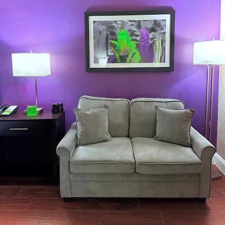 La Quinta By Wyndham Orlando Universal Area - Free Shuttle To Universal Exterior photo