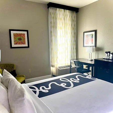 La Quinta By Wyndham Orlando Universal Area - Free Shuttle To Universal Exterior photo